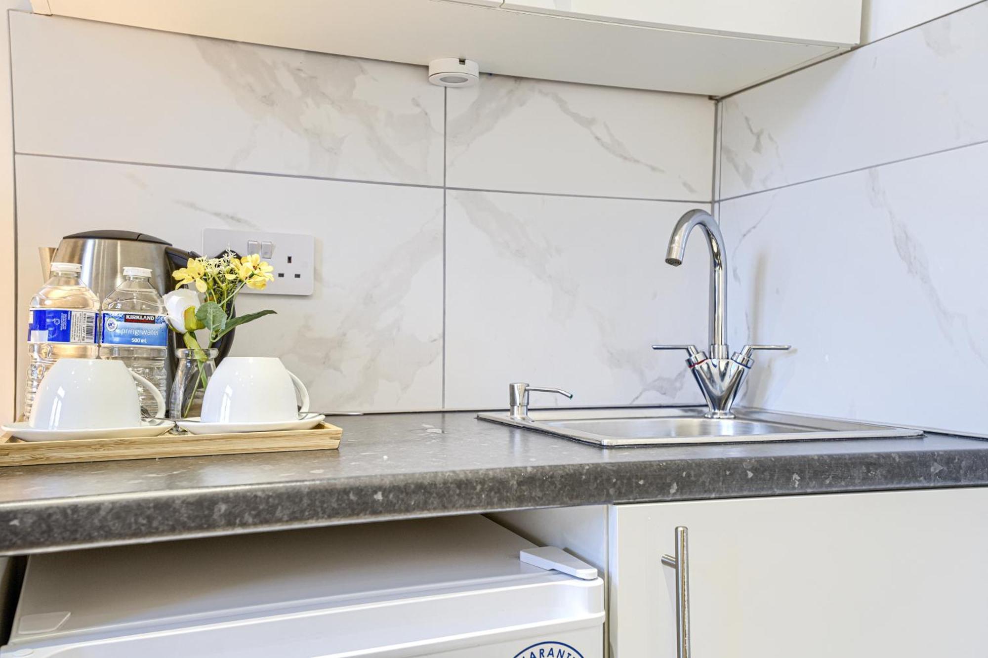 The Finsbury Deluxe Apartments London Exterior photo